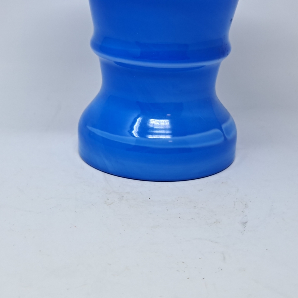 Blue Glass Vase With Ruffled Edge - Picture 3 of 4